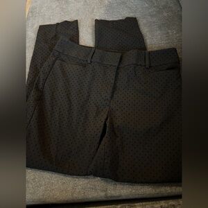 women’s black ankle length pants size 6